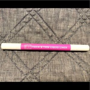 Hipdot Thick N Thin Liquid Liner